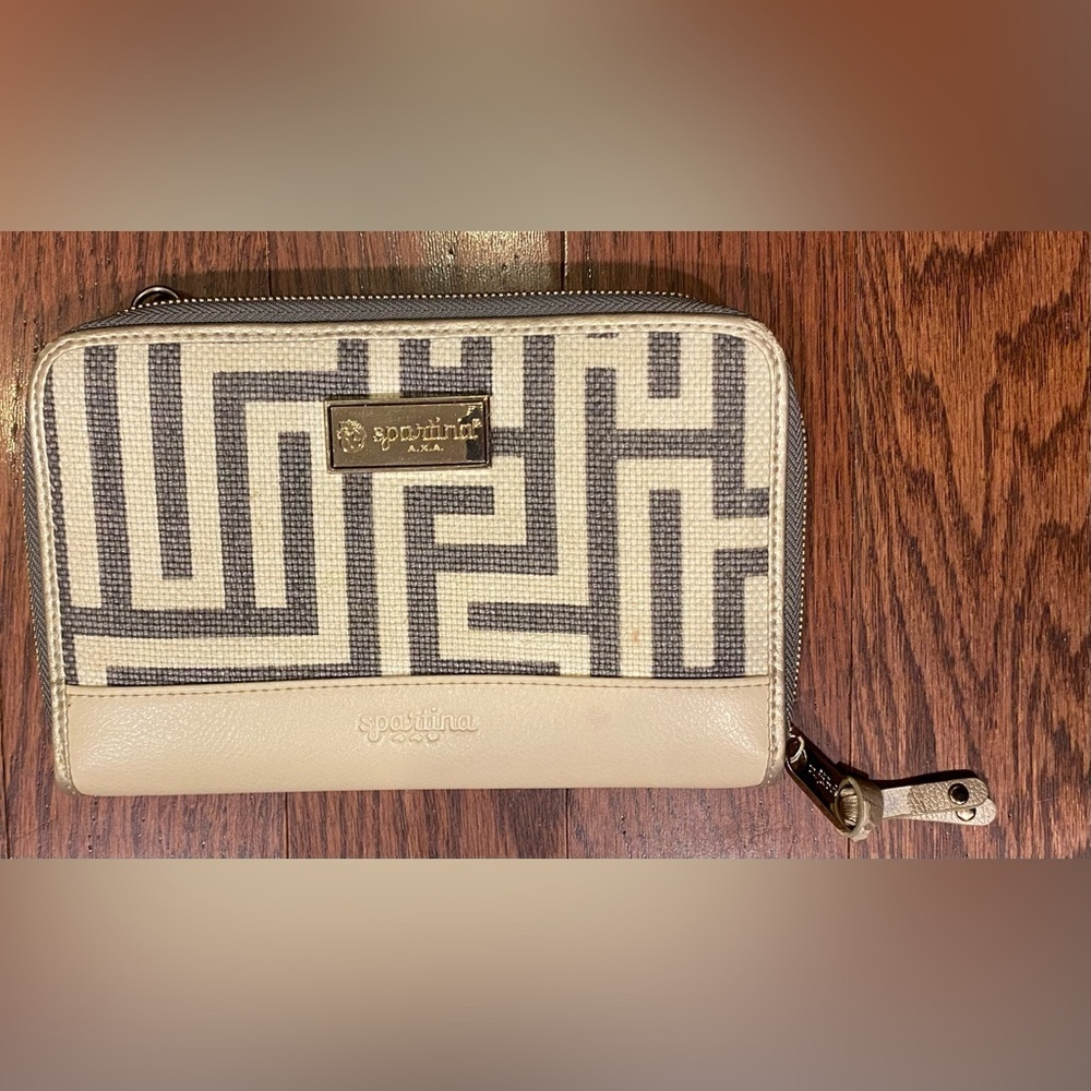 Spartina 449 Wallet Clutch Purse All-in-one Beige/Gray/Gold Linen No Strap